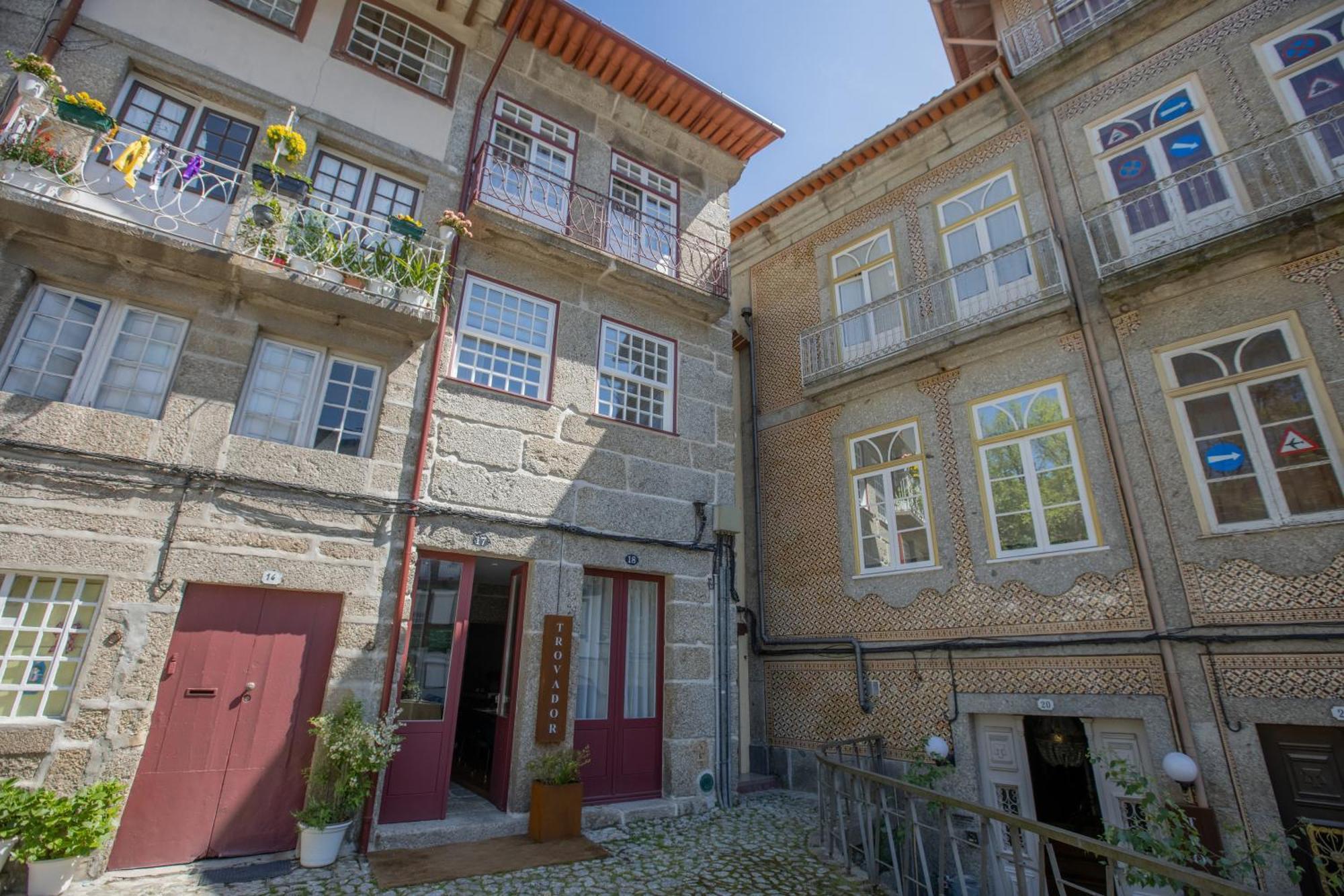 Trovador Guest House Guimaraes Exterior photo